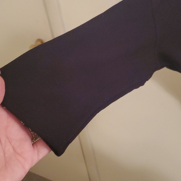 Top - Picture 3 of 7